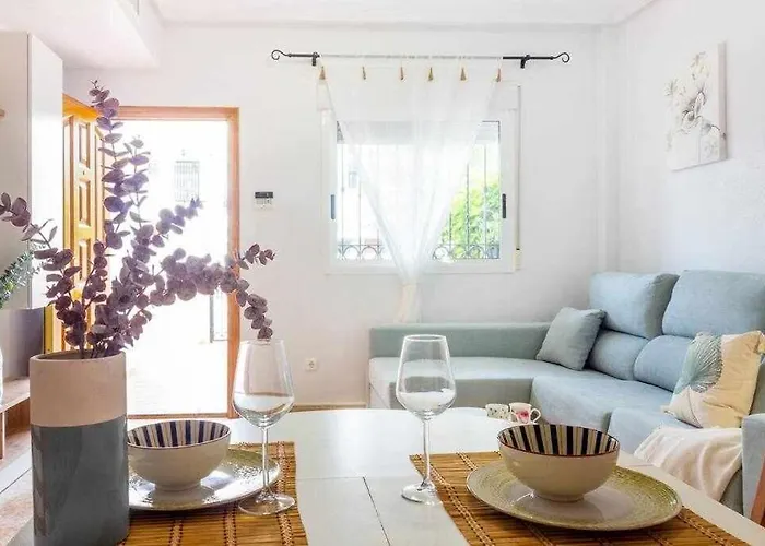 Pink Punta Prima شقة لقنت