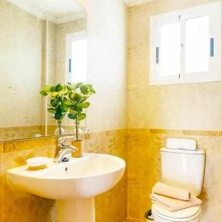 Casa Pink Punta Prima Apartment *