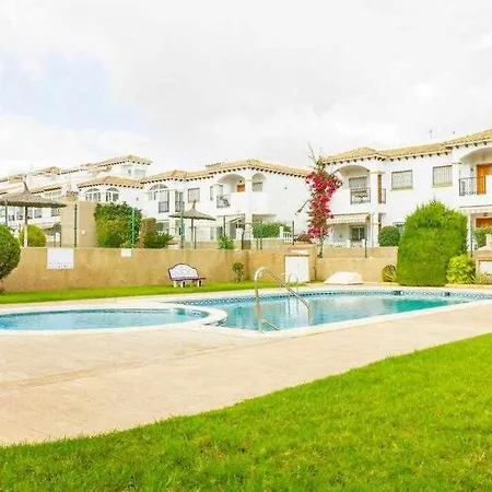 Casa Pink Punta Prima Apartment *